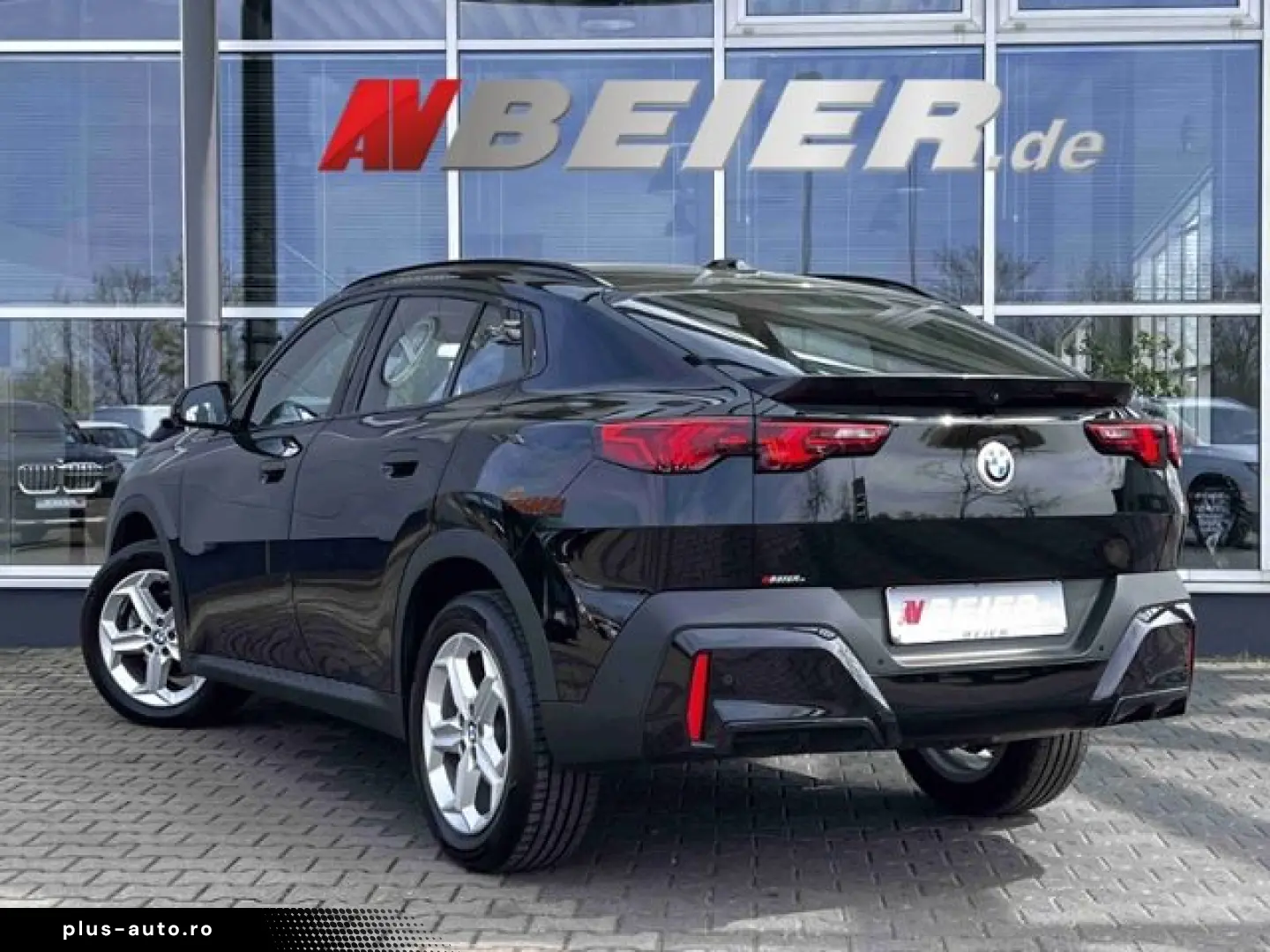BMW X2 d ACC AHK SHZ Navi FernlichtAssi