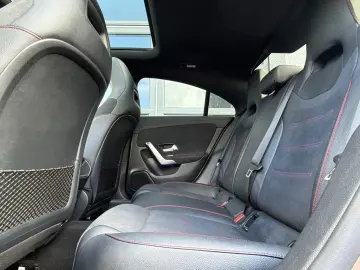 MERCEDES-BENZ CLA 250e 8G 3x AMG PANO 360 HEAD UP LE…