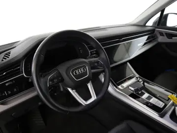 AUDI Q7 50 TDI quattro 2024 (Facelift)