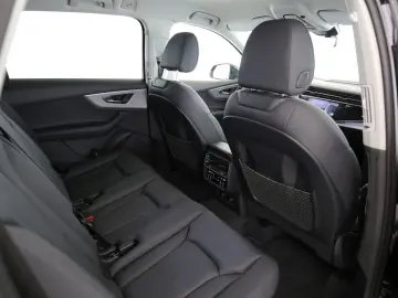 AUDI Q7 50 TDI quattro 2024 (Facelift)