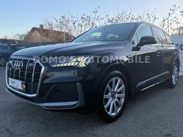 AUDI Q7 50TDI quattro S line