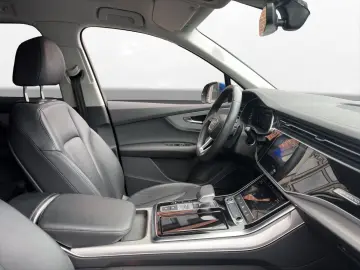 AUDI Q7 50 TDI quattro