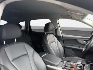 AUDI Q7 50 TDI quattro
