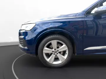 AUDI Q7 50 TDI quattro
