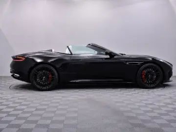 ASTON MARTIN DB 12 Volante