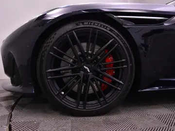 ASTON MARTIN DB 12 Volante