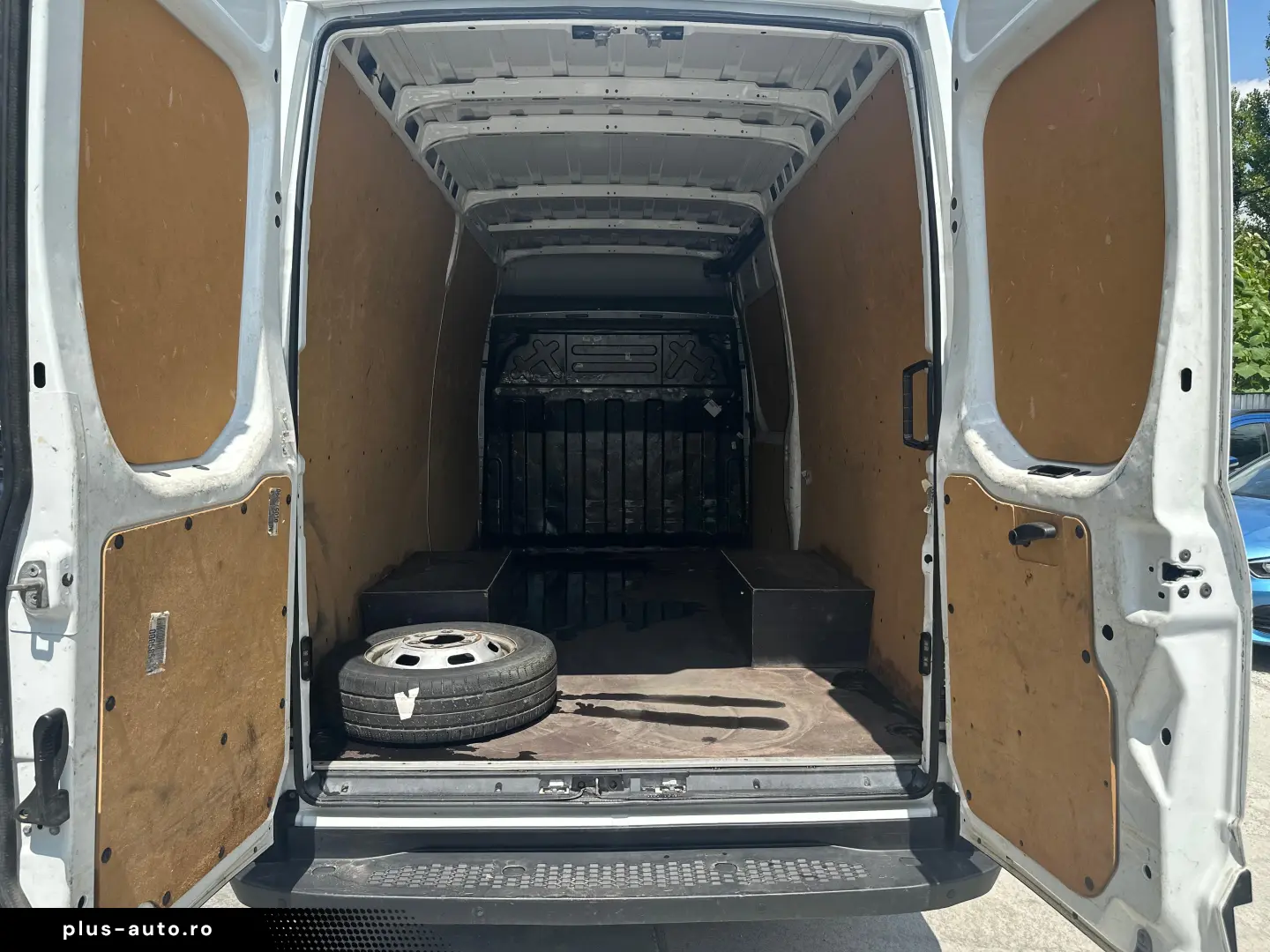 Iveco Daily 2.3 Mjet 136 CP Euro 6d punte dubla