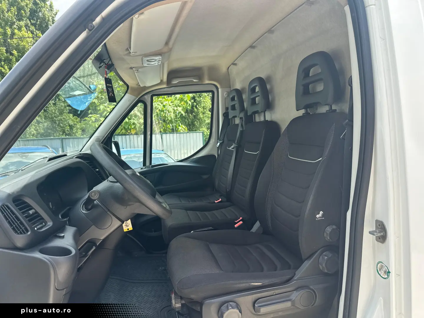 Iveco Daily 2.3 Mjet 136 CP Euro 6d punte dubla