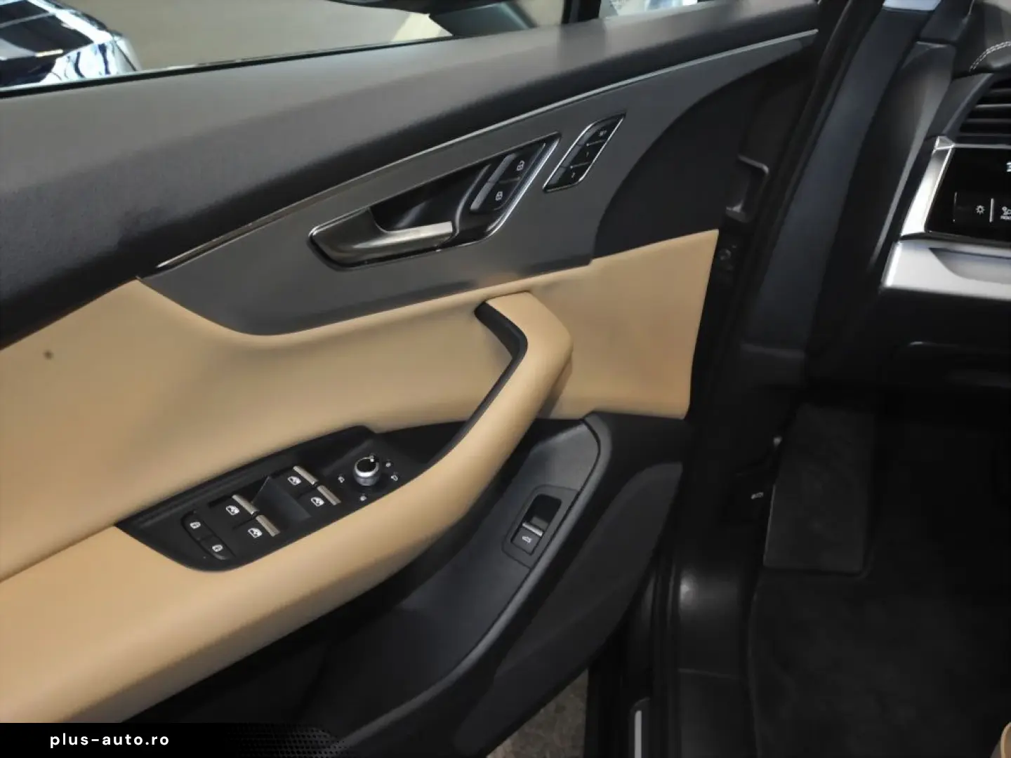 AUDI Q7 50 TDI quattro 7-locuri