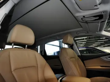 AUDI Q7 50 TDI quattro 7-locuri