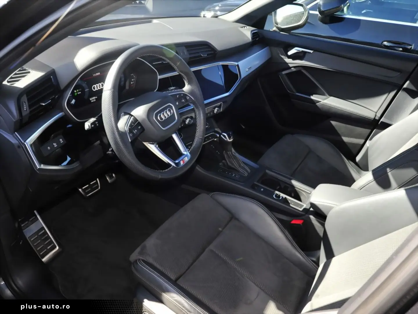 AUDI Q7 50 TDI quattro S line HD-Matrix 7 locuri