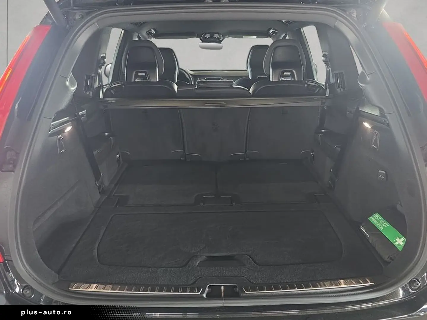 VOLVO XC90 T8 AWD Recharge Plus Dark
