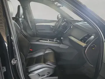 VOLVO XC90 T8 AWD Recharge Plus Dark