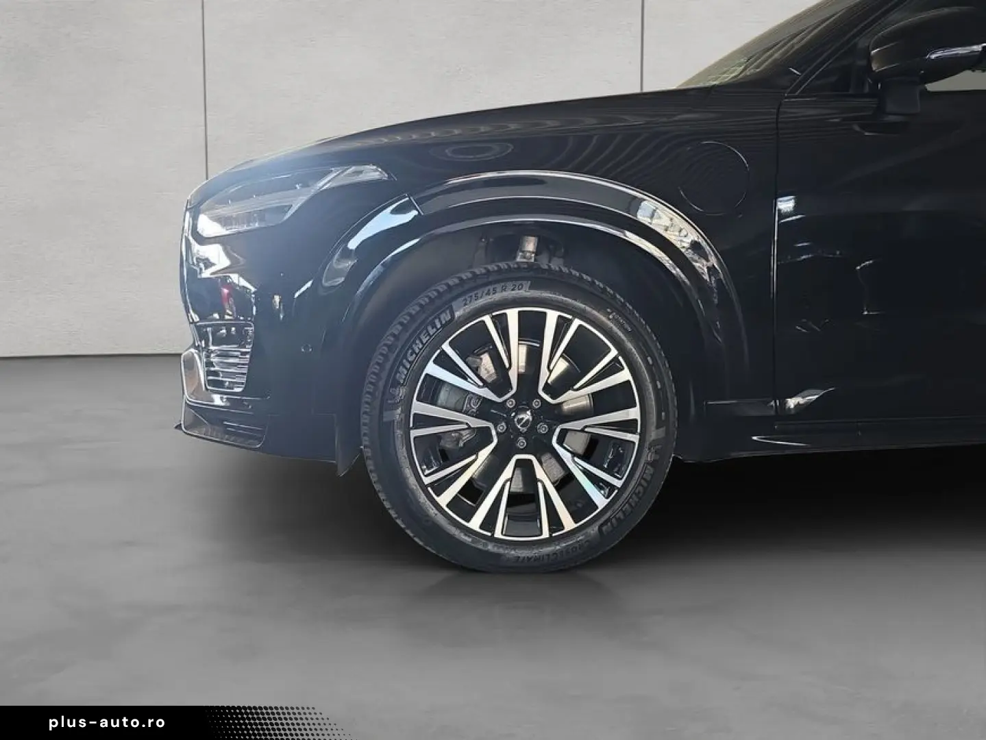 VOLVO XC90 T8 AWD Recharge Plus Dark