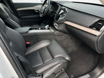 VOLVO XC90 B5 D AWD Ultimate Bright Autom. iACC