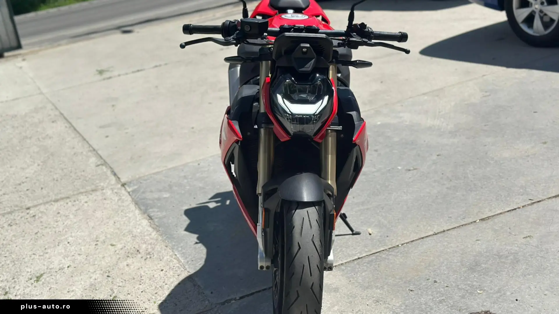 Motocicleta BMW Naked S1000R