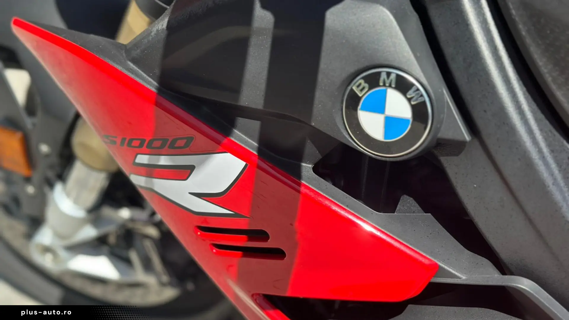Motocicleta BMW Naked S1000R