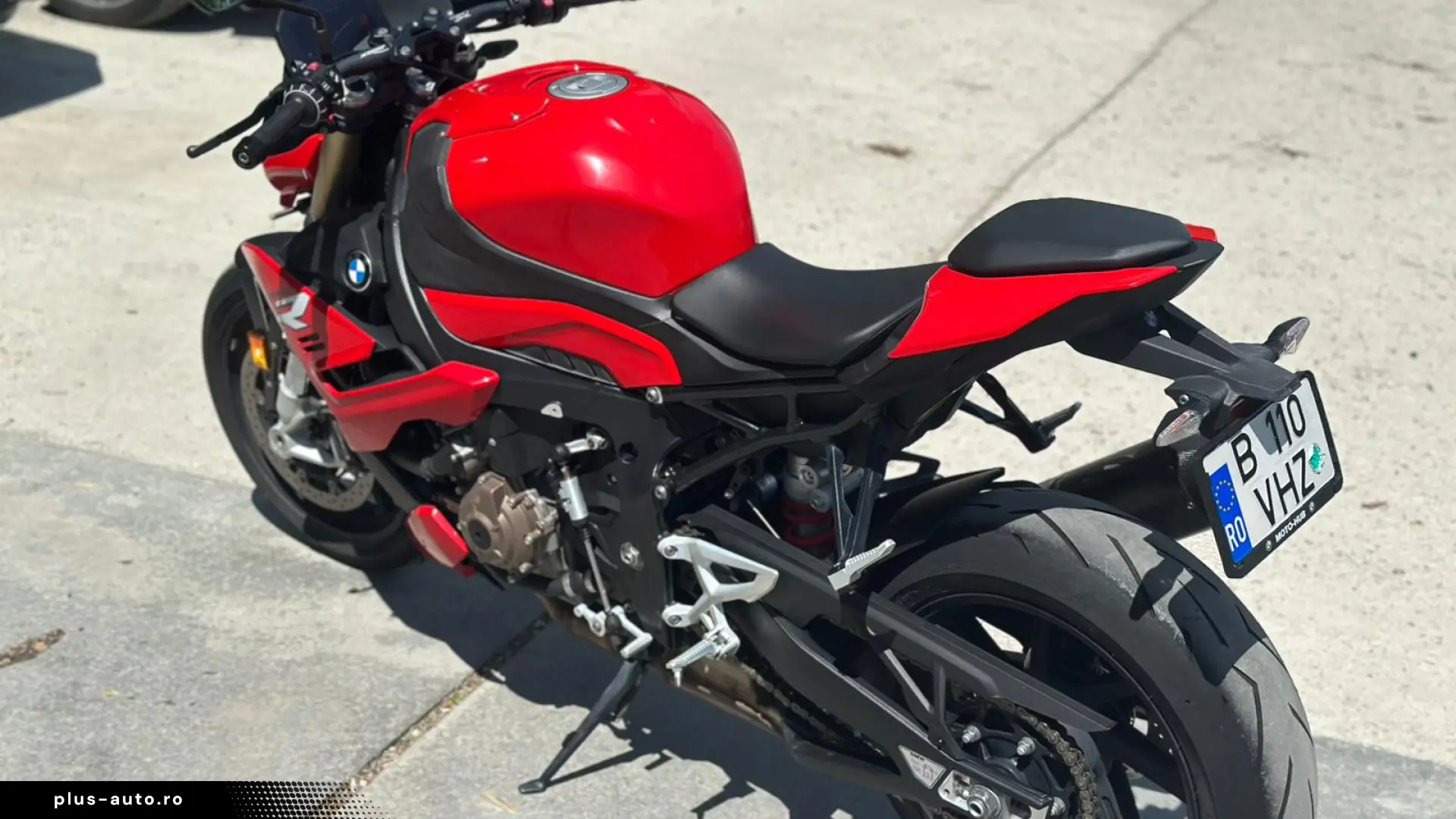 Motocicleta BMW Naked S1000R