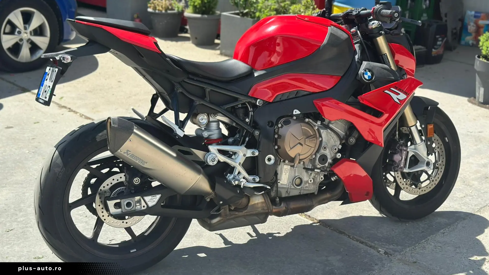 Motocicleta BMW Naked S1000R