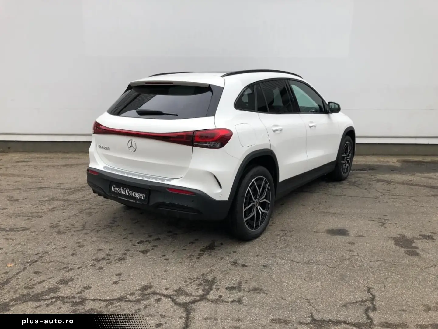 MERCEDES-BENZ EQA 250  AMG 19Z Night Fahrass. Panorama AHK