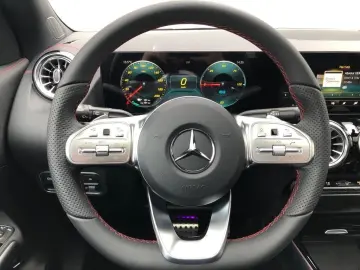 MERCEDES-BENZ EQA 250  AMG 19Z Night Fahrass. Panorama AHK