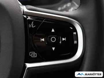 VOLVO XC90 T8 Core AWD 7-Sitzer ACC CAM AHK 20'…
