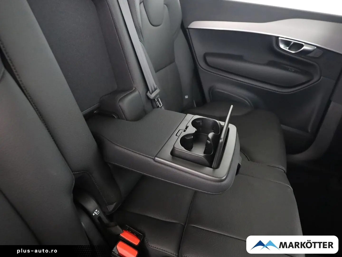 VOLVO XC90 T8 Core AWD 7-Sitzer ACC CAM AHK 20'&hellip;