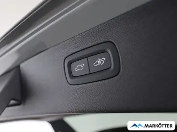 VOLVO XC90 T8 Core AWD 7-Sitzer ACC CAM AHK 20'…
