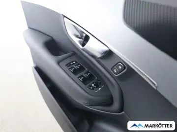 VOLVO XC90 T8 Core AWD 7-Sitzer ACC CAM AHK 20'…