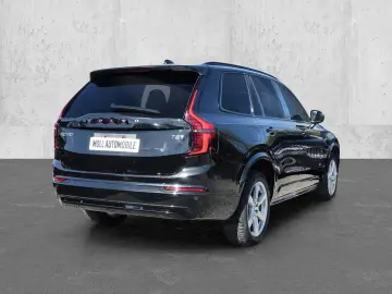 VOLVO XC90 FACELIFT Plus Dark Recharge Plug-In Hybrid