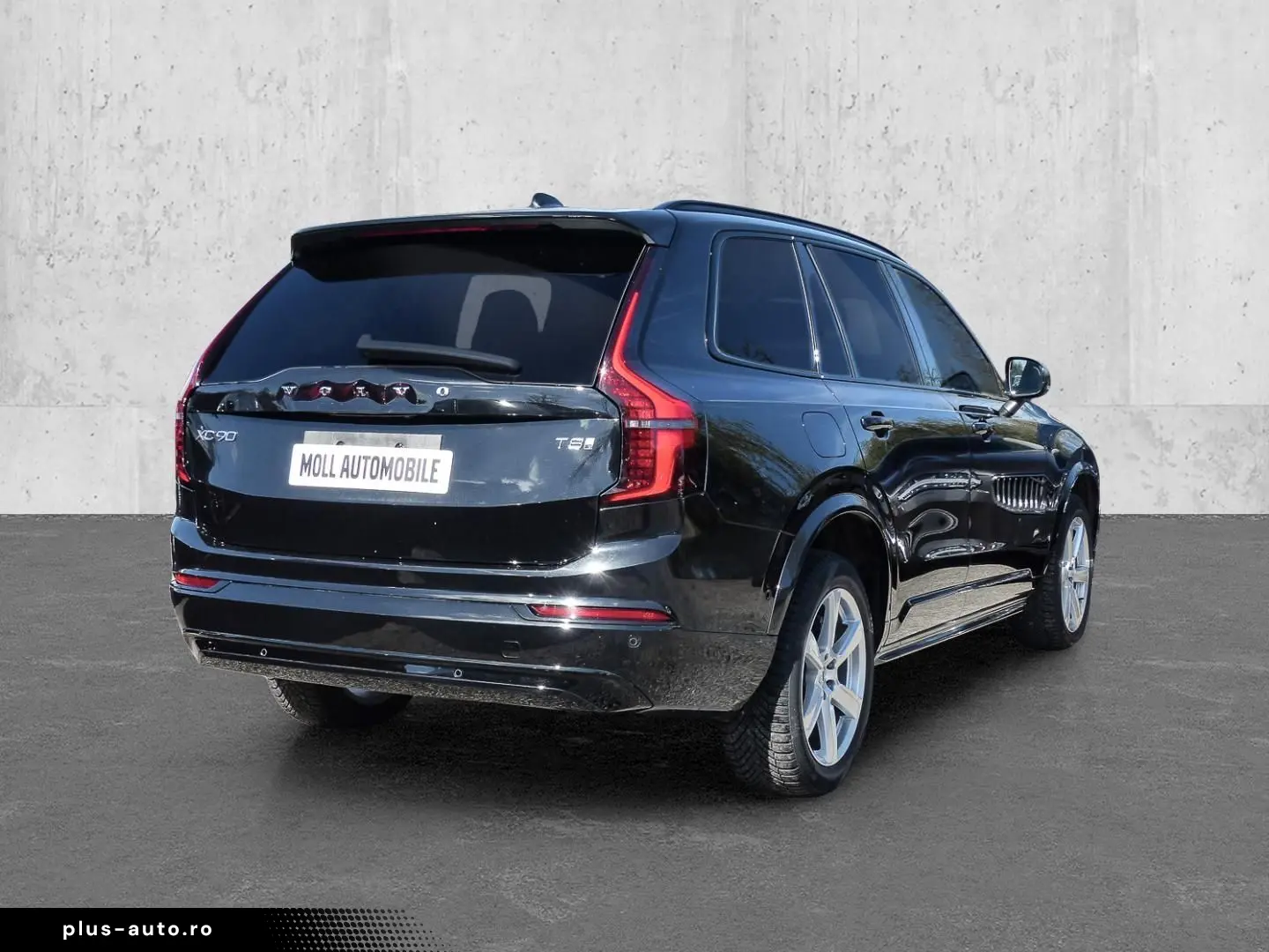 VOLVO XC90 FACELIFT Plus Dark Recharge Plug-In Hybrid