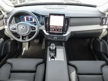 VOLVO XC90 FACELIFT Plus Dark Recharge Plug-In Hybrid