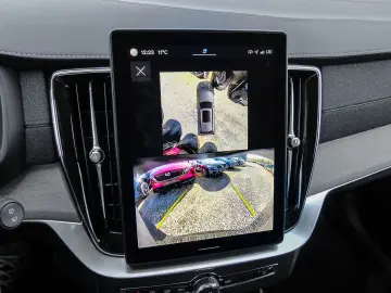 VOLVO XC90 FACELIFT Plus Dark Recharge Plug-In Hybrid