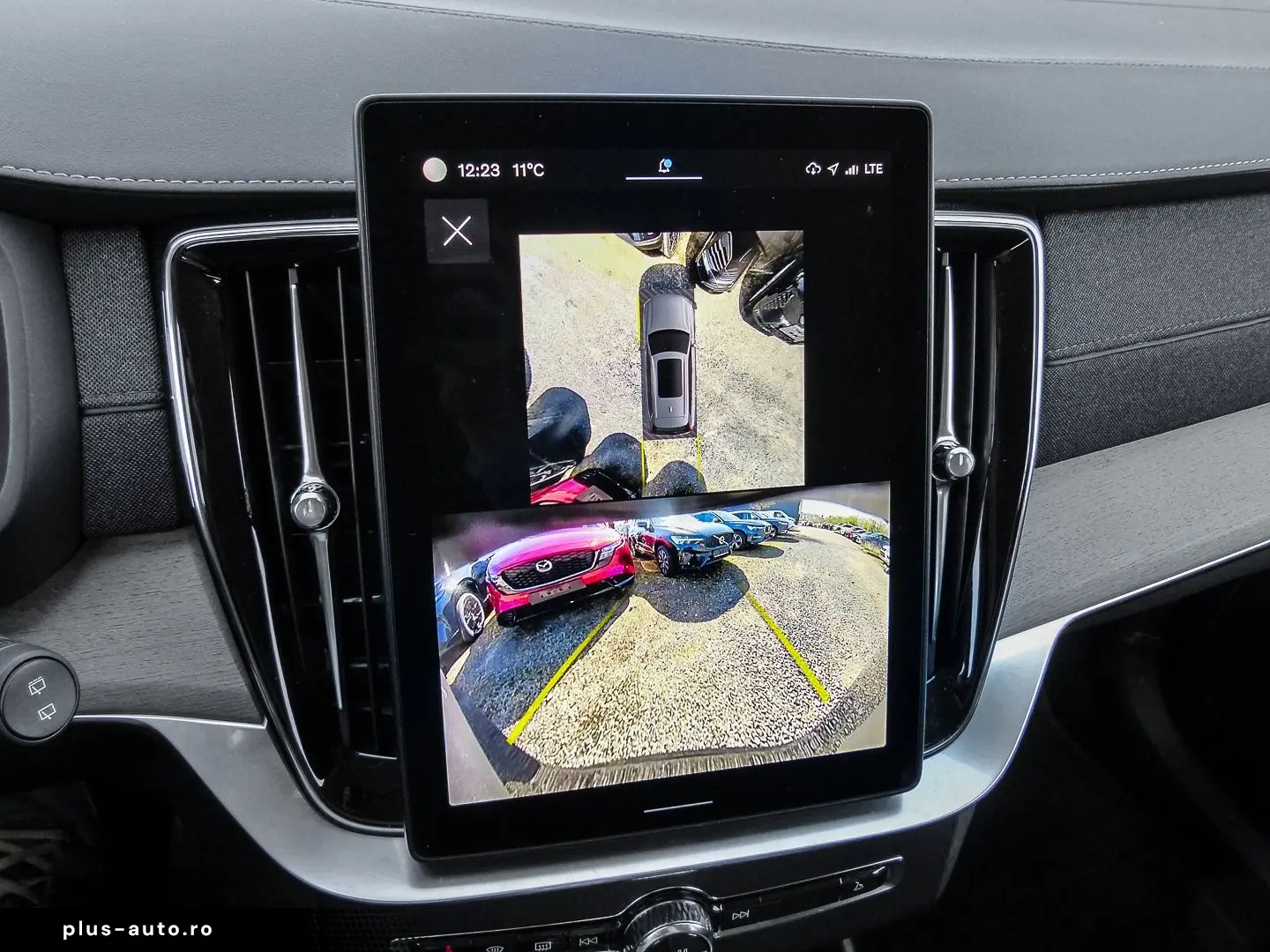 VOLVO XC90 FACELIFT Plus Dark Recharge Plug-In Hybrid