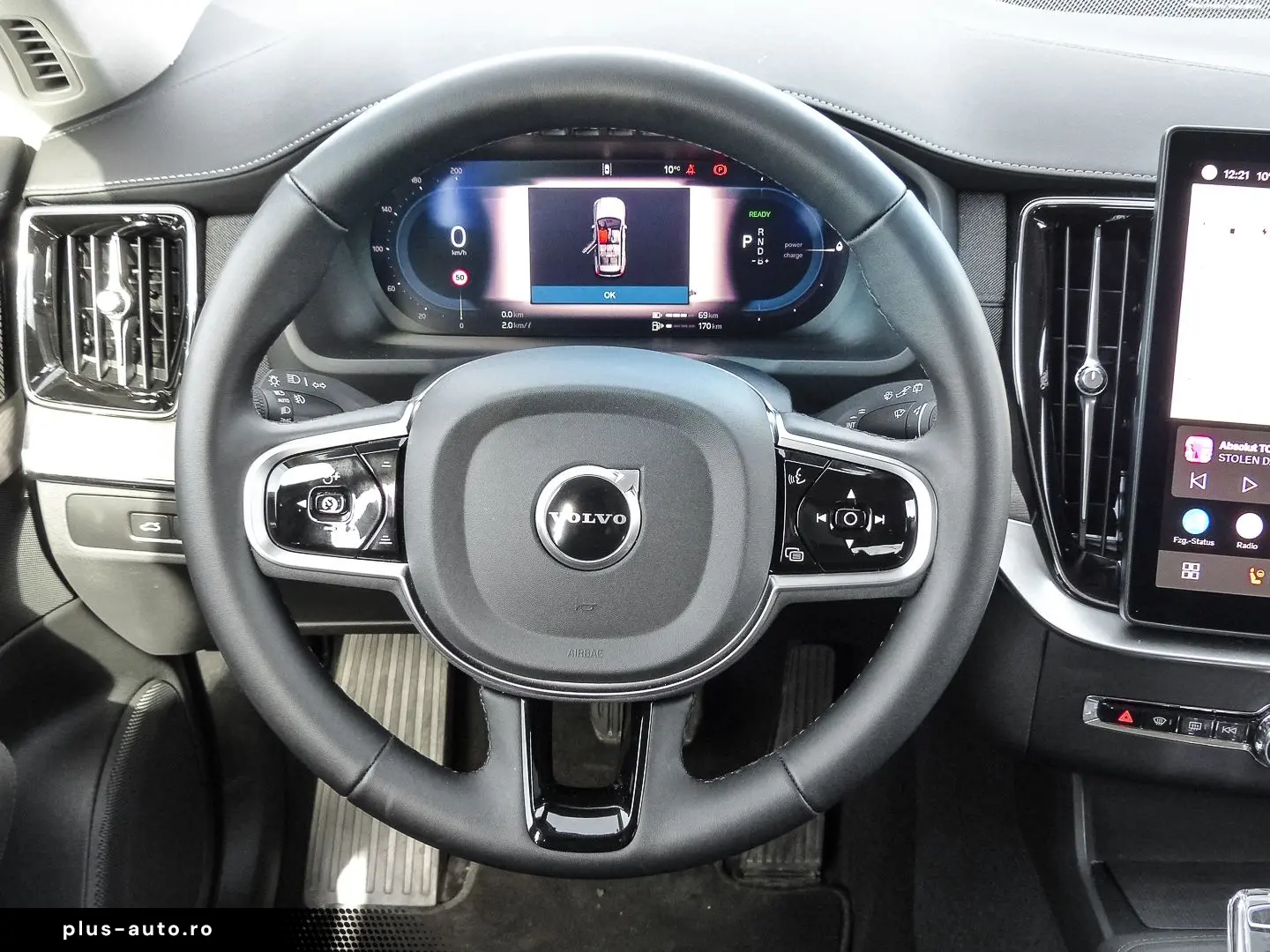 VOLVO XC90 FACELIFT Plus Dark Recharge Plug-In Hybrid