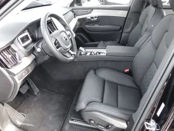 VOLVO XC90 FACELIFT Plus Dark Recharge Plug-In Hybrid