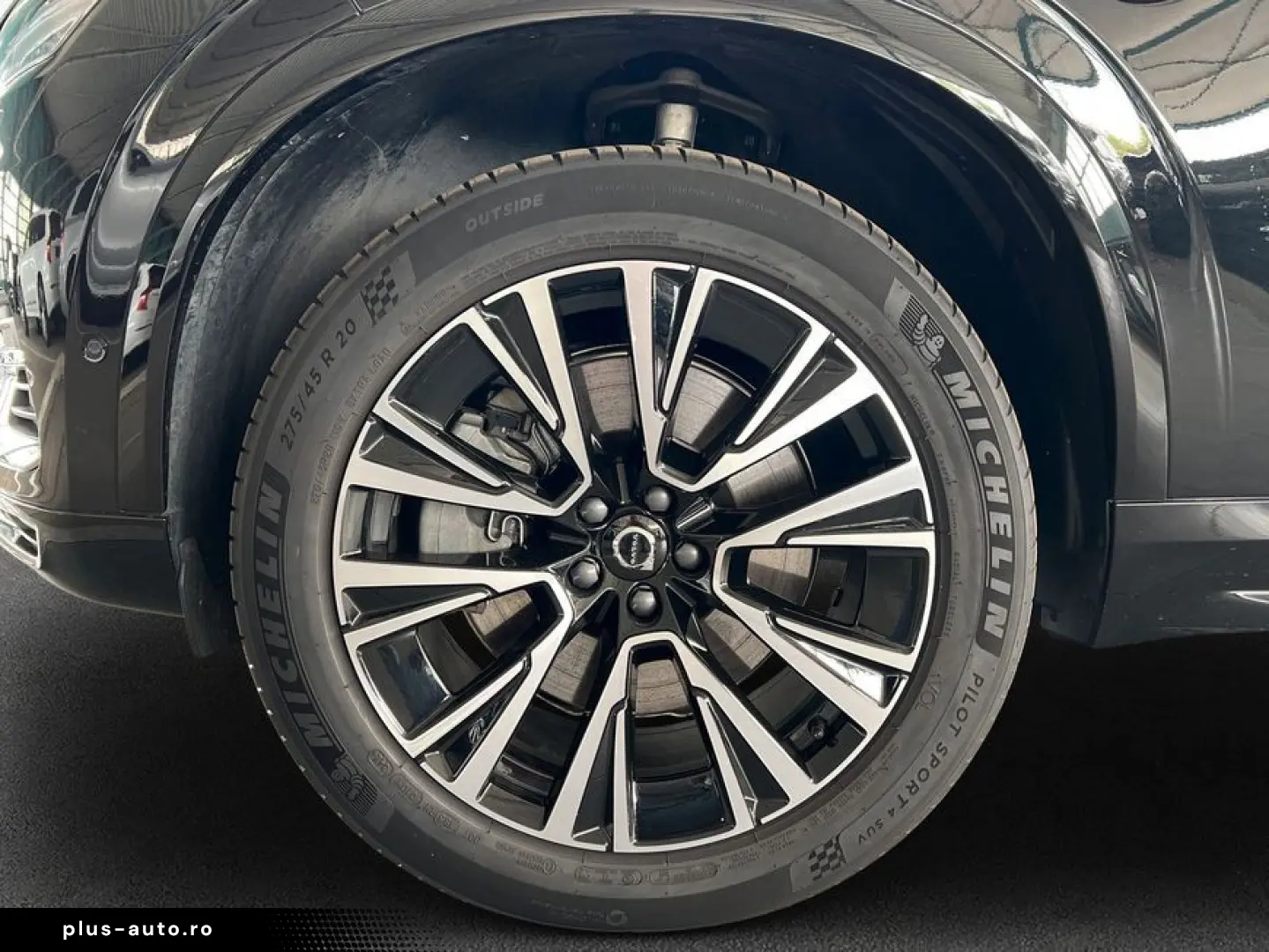 VOLVO XC90 T8 AWD Plug-in Hybrid Plus-Bright HeadUpDis
