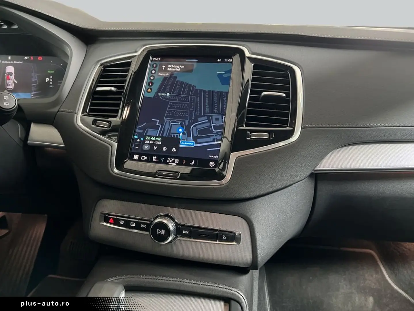 VOLVO XC90 T8 AWD Plug-in Hybrid Plus-Bright HeadUpDis