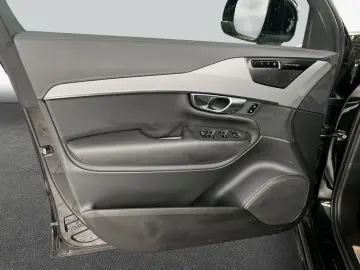VOLVO XC90 T8 AWD Plug-in Hybrid Plus-Bright HeadUpDis