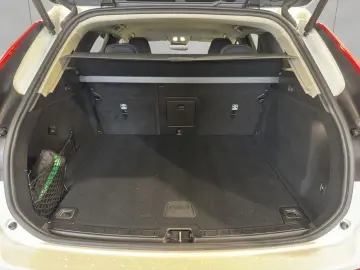 VOLVO XC60 B5 B AWD Core