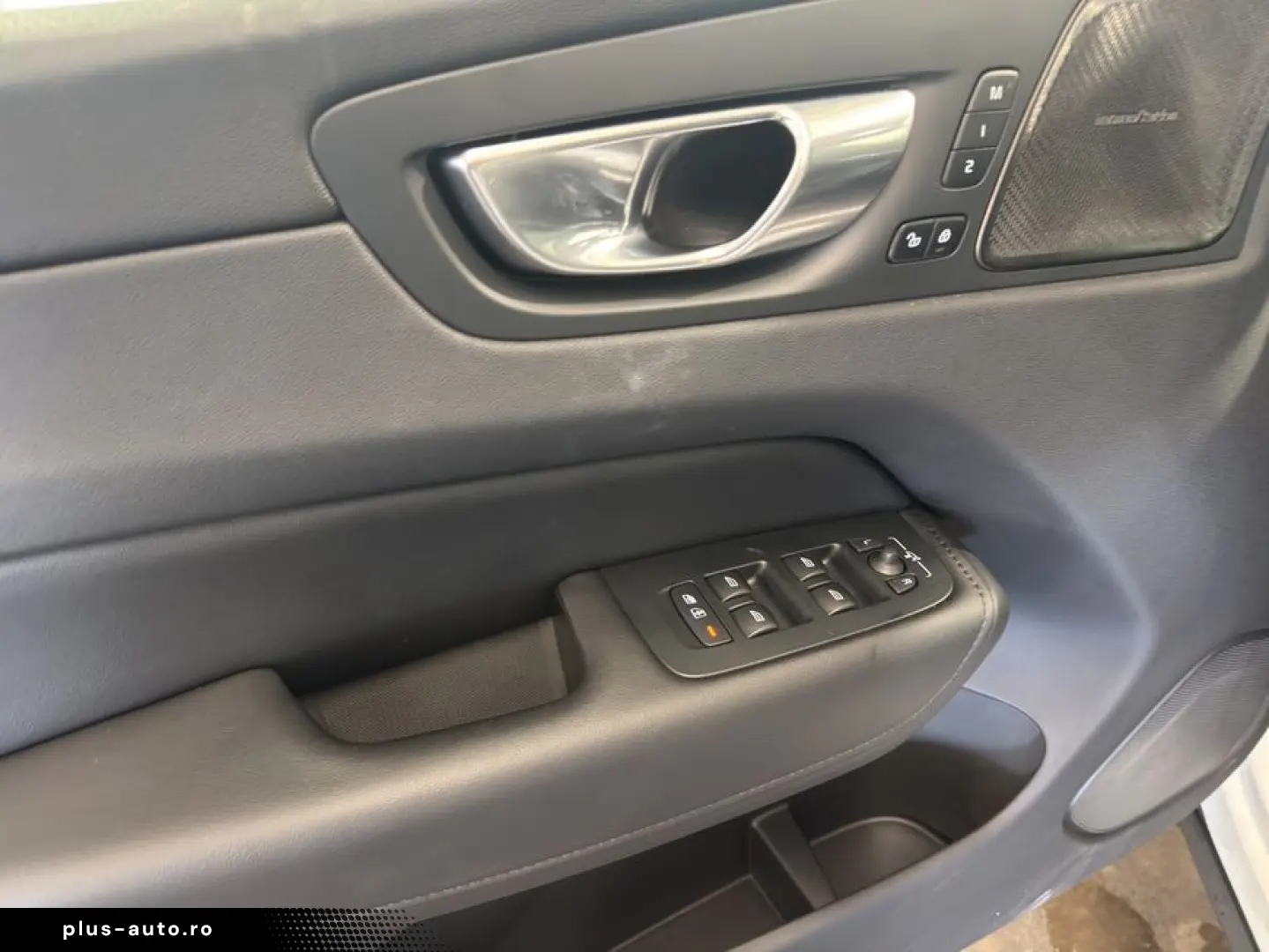 VOLVO XC60 B5 B AWD Core