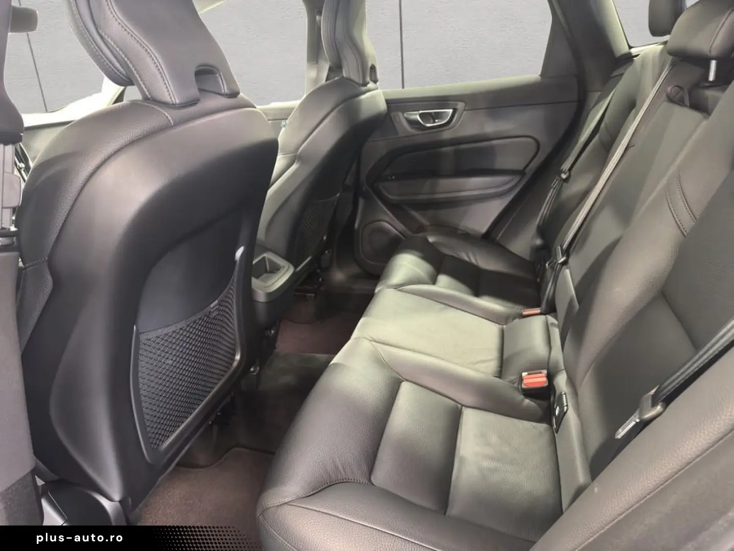 VOLVO XC60 B5 B AWD Core