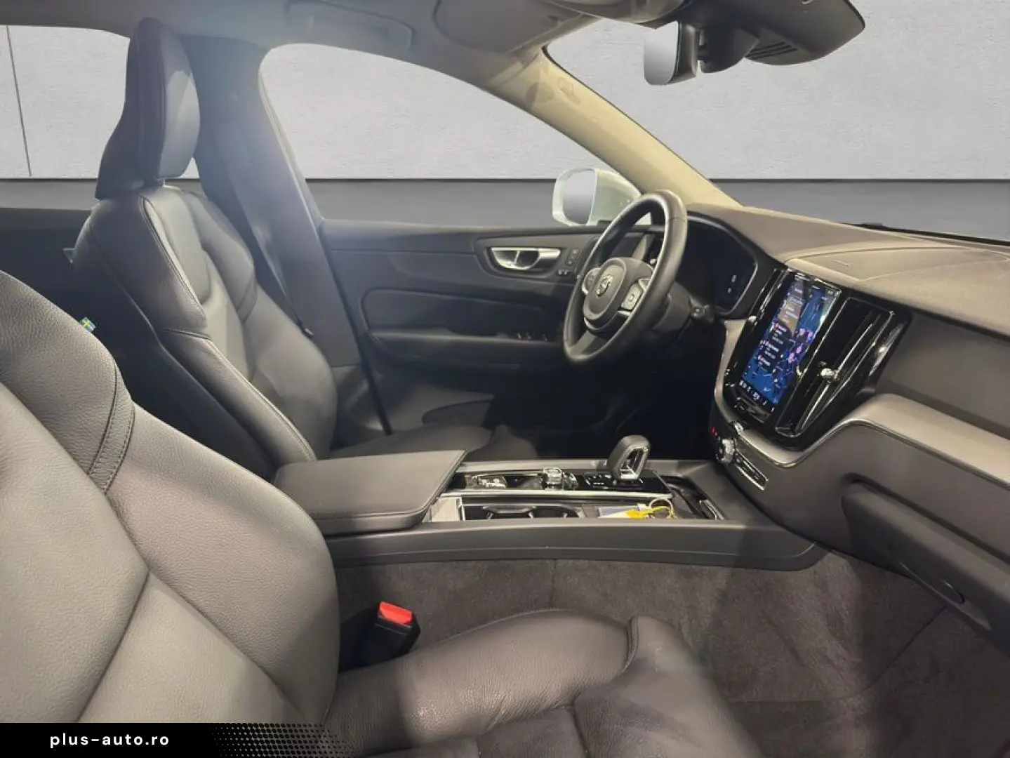 VOLVO XC60 B5 B AWD Core