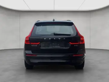 VOLVO XC60 B5 B AWD Core