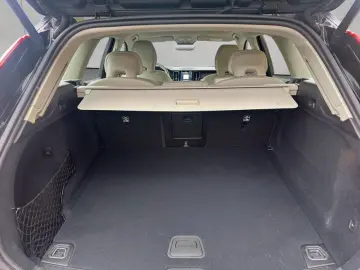 VOLVO XC60 B5 B AWD Core