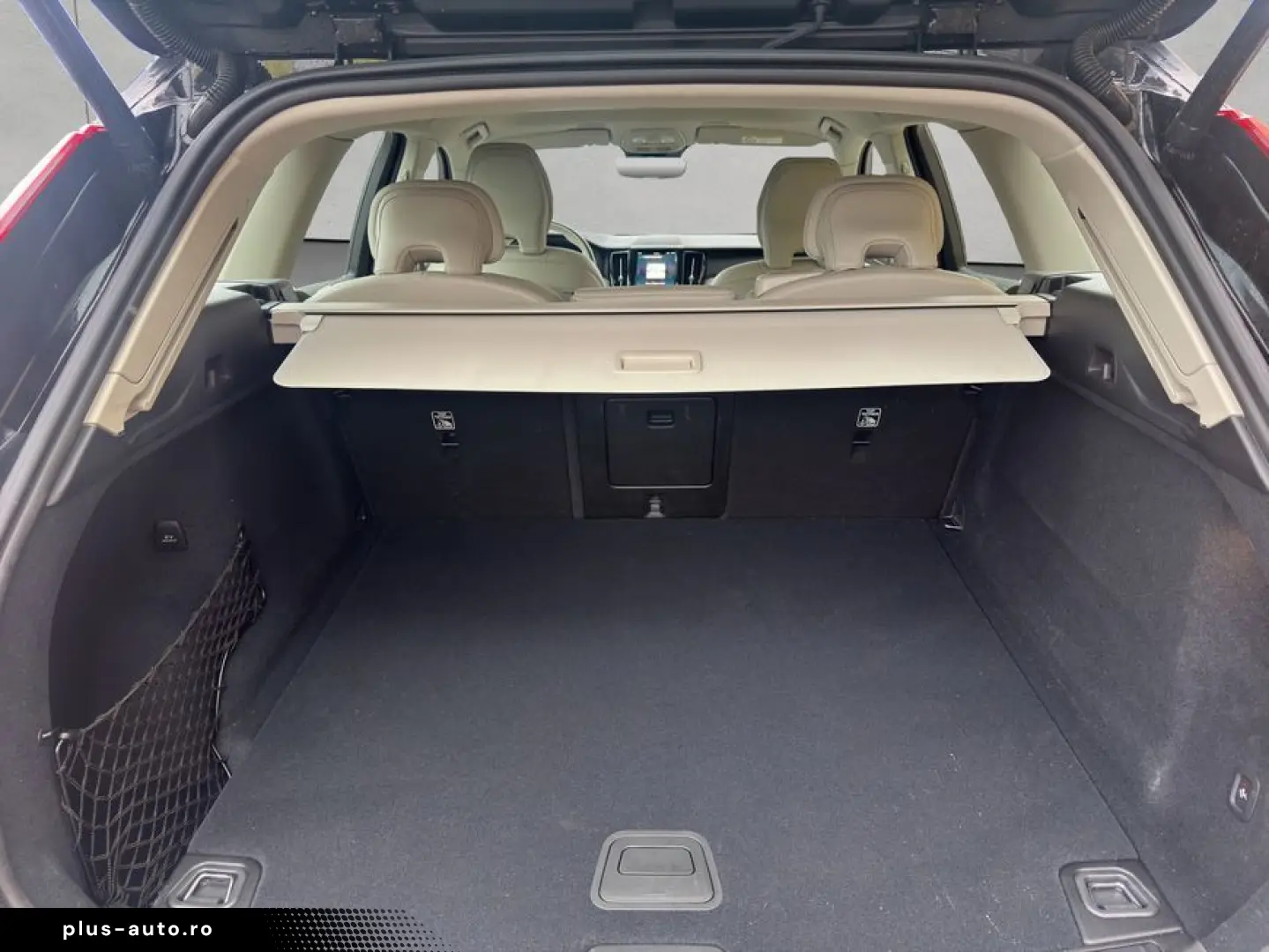 VOLVO XC60 B5 B AWD Core