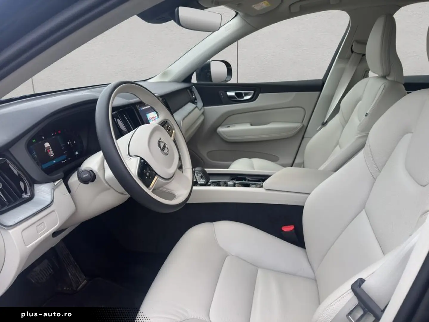 VOLVO XC60 B5 B AWD Core