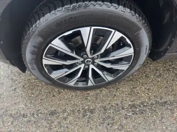 VOLVO XC60 B5 B AWD Core