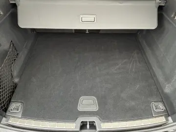 VOLVO XC60 B5 Ultra Dark AWD  Harman Kardon 360