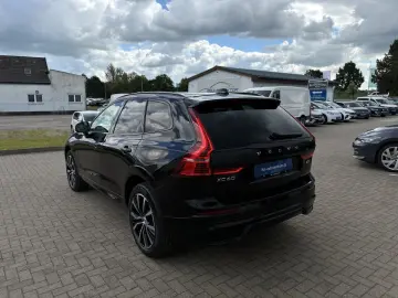 VOLVO XC60 B5 Ultra Dark AWD  Harman Kardon 360
